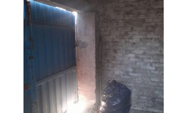 Se vende Casa en Viale calle Alberdi