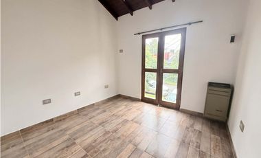 LATORRE PROP. ALQUILA PH 3 AMB CON PATIO