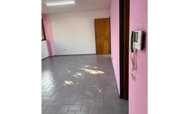 Departamento 2 Ambientes en Alquiler-Ideal Uso Profesional o Vivienda