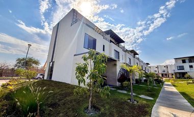 Casa en Condominio en Real Santa Fe Xochitepec - M2AI-936-Cd