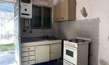 VENTA PH 2 AMBIENTES A RECICLAR VILLA ADELINA