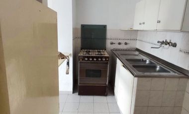 Excelente departamento de 1 dormitorio con cochera en Galería Entre Ríos