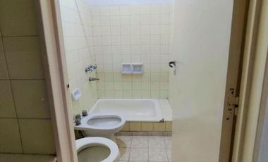 Excelente departamento de 1 dormitorio con cochera en Galería Entre Ríos