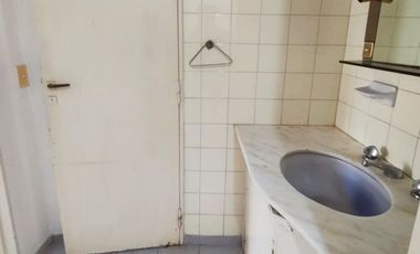 Excelente departamento de 1 dormitorio con cochera en Galería Entre Ríos