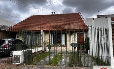 Dúplex en venta c/ cochera en Ramos Mejía