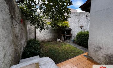 Dúplex en venta c/ cochera en Ramos Mejía
