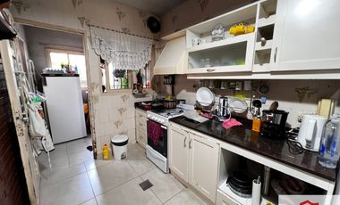 Dúplex en venta c/ cochera en Ramos Mejía