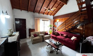Dúplex en venta c/ cochera en Ramos Mejía