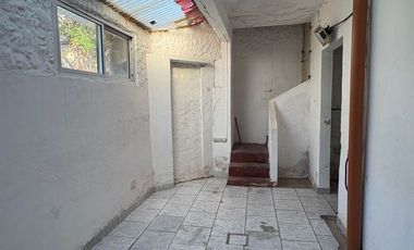 Departamento Tipo Casa en alquiler en Lanus Este