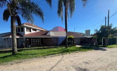VENTA CASA 2 DORMITORIOS BARRIO ALTO PADILLA