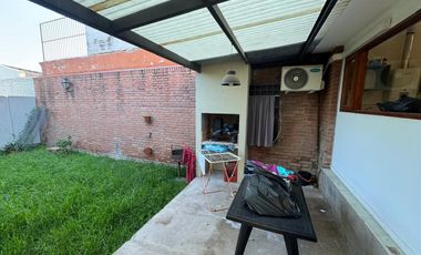 VENTA CASA 2 DORMITORIOS BARRIO ALTO PADILLA