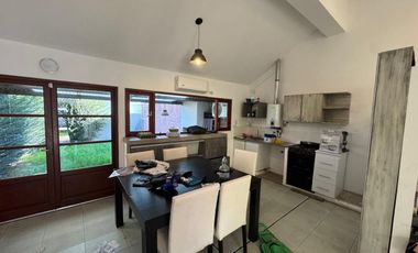 VENTA CASA 2 DORMITORIOS BARRIO ALTO PADILLA