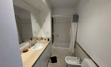 VENTA CASA 2 DORMITORIOS BARRIO ALTO PADILLA