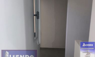 Casa en alquiler c/ cochera en Horizonte