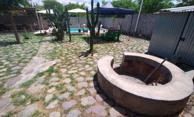 VENTA CASA LOS ALISOS 2 DORM+MONOAMBIENTE C/PILETA