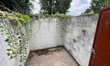 VENTA CASA 6 AMBIENTE ESQUINA 1195m2 BAJO LA VIÑA