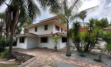 VENTA CASA 6 AMBIENTE ESQUINA 1195m2 BAJO LA VIÑA