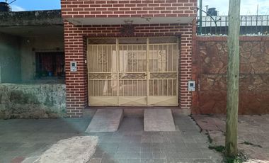 VENTA CASA EN SAN PEDRITO, 3 HABITACIONES.