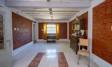 Viví la paz del río: quinta única con 2 viviendas