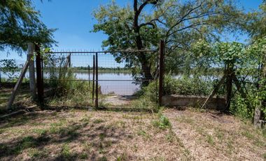 Viví la paz del río: quinta única con 2 viviendas