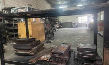 Galpón en alquiler de 220m2 ubicado en El Palomar