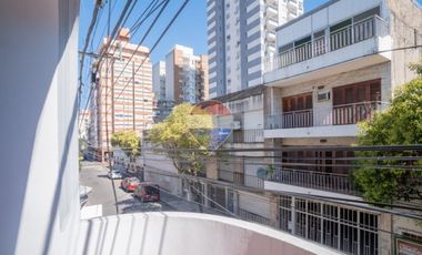 PLANTA ALTA DE JERARQUIA EN BARRIO CENTRO SUR