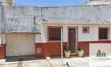 Casa funcional con patio, garage y excelente entorno verde