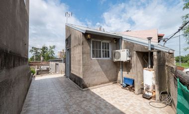 OPORTUNIDAD | CASA A REFACCIONAR