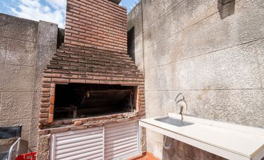 OPORTUNIDAD | CASA A REFACCIONAR