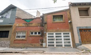 OPORTUNIDAD | CASA A REFACCIONAR