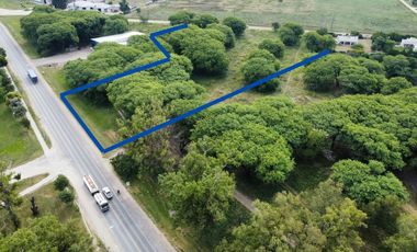 Terreno comercial sobre Ruta 11