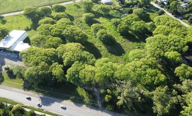Terreno comercial sobre Ruta 11