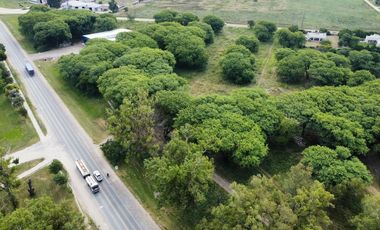 Terreno comercial sobre Ruta 11