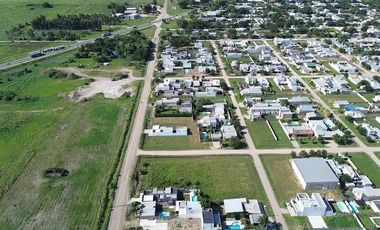SE VENDE TERRENO FINANCIADO EN BARRIO MARTELOSSI