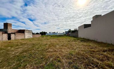 Terreno en venta en barrio Obligado