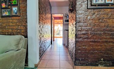 CASA 4 AMBIENTES LAFERRERE VENTA