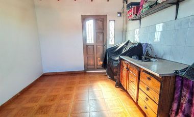 CASA 4 AMBIENTES LAFERRERE VENTA