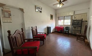 VENTA CASA 3 AMB EN LAFERRERE