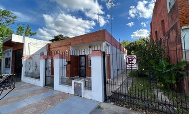 VENTA CASA 3 AMB EN LAFERRERE