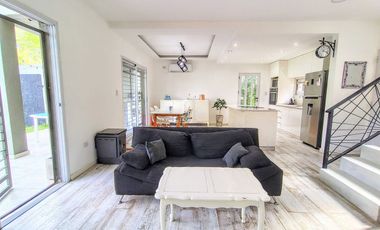 CASA 3 AMBIENTES MORENO JARDÍN, GALERIA Y PARRILLA
