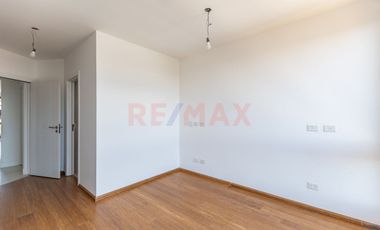 Venta A Estrenar Piso 3 amb. Categoría R. Mejía