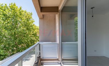 Venta A Estrenar Piso 3 amb. Categoría R. Mejía
