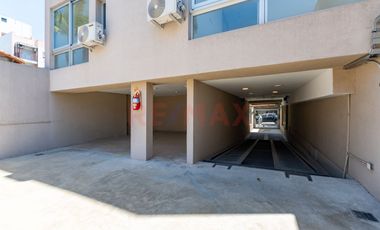 Venta A Estrenar Piso 3 amb. Categoría R. Mejía