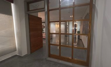 DEPARTAMENTO 6 AMBIENTES RAMOS MEJIA 243M2 COCHERA
