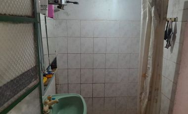 CASA 4 AMBIENTES EN VENTA CON PATIO MAS DEPTO