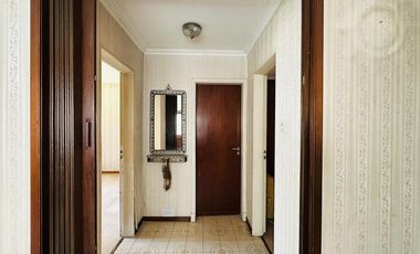 VENTA CASA 3 AMBIENTES CON COCHERA APTO CRÉDITO