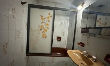 VENTA CASA 3 AMBIENTES CON COCHERA APTO CRÉDITO