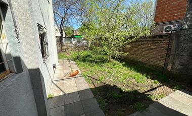 VENTA CASA 3 AMBIENTES CON PATIO QUINCHO PARRILLA