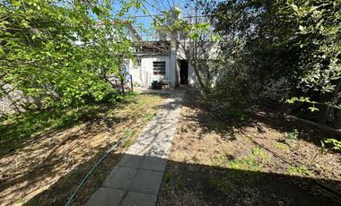 VENTA CASA 3 AMBIENTES CON PATIO QUINCHO PARRILLA