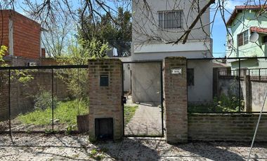 VENTA CASA 3 AMBIENTES CON PATIO QUINCHO PARRILLA